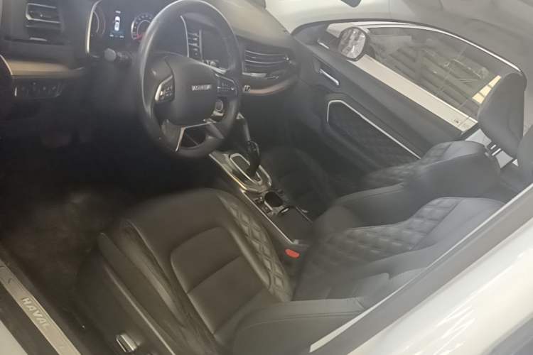 Used Haval H6 2020 1.5 GDIT Automatic Platinum Champion Edition Left Front Seat