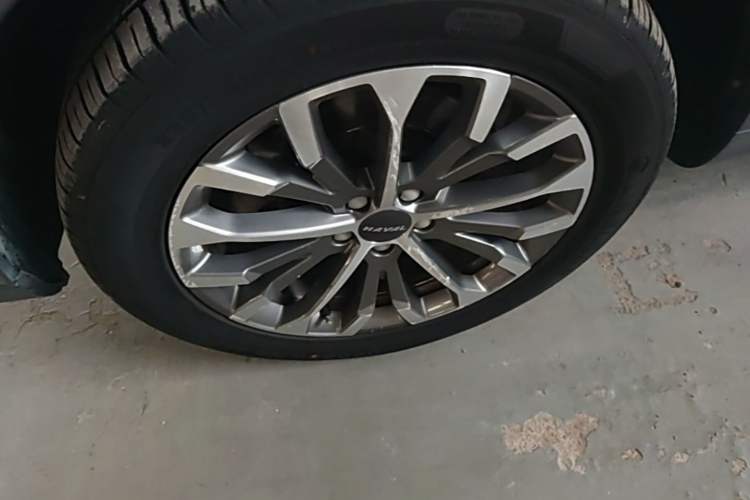 Used Haval H6 2020 1.5 GDIT Automatic Platinum Champion Edition Left Front Wheel Hub