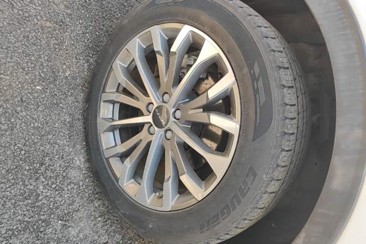 Used Haval H6 2020 1.5 GDIT Automatic Platinum Champion Edition Left Front Wheel Hub