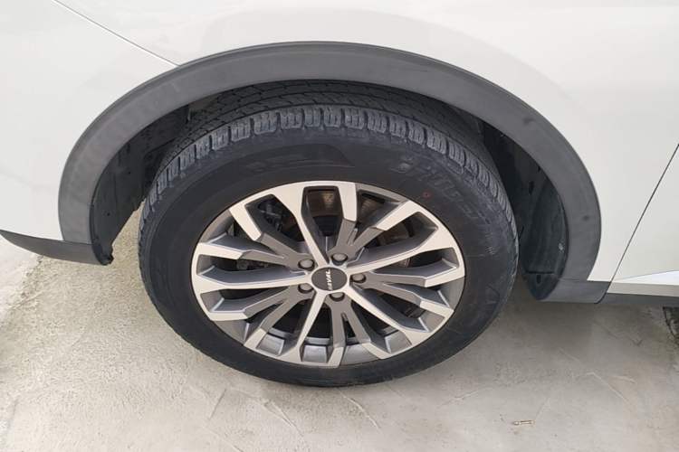 Used Haval H6 2020 1.5 GDIT Automatic Platinum Champion Edition Left Front Wheel Hub