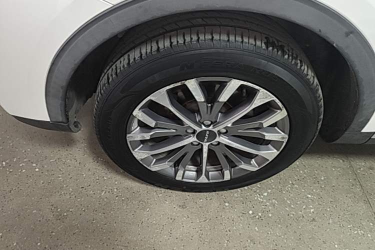 Used Haval H6 2020 2.0 GDIT Automatic Platinum Champion Edition Left Front Wheel Hub
