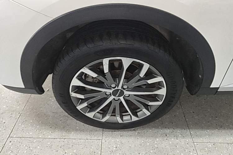 Used Haval H6 2020 1.5 GDIT Automatic Platinum Champion Edition Left Front Wheel Hub