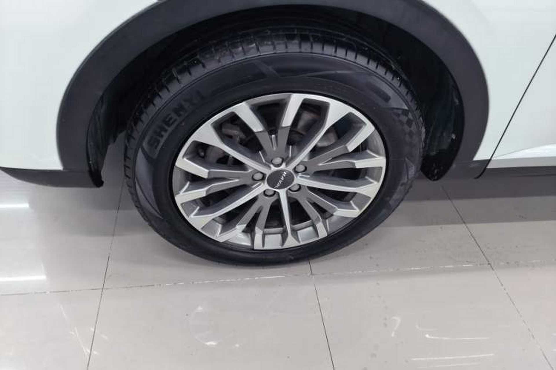 Used Haval H6 2020 2.0 GDIT Automatic Platinum Luxury Edition Left Front Wheel Hub
