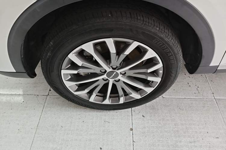 Used Haval H6 2020 1.5 GDIT Automatic Platinum Champion Edition Left Front Wheel Hub
