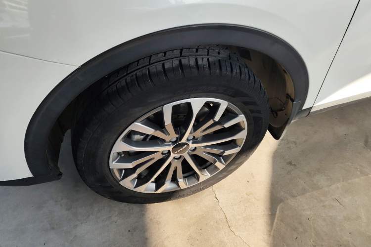 Used Haval H6 2020 1.5 GDIT Automatic Platinum Champion Edition Left Front Wheel Hub