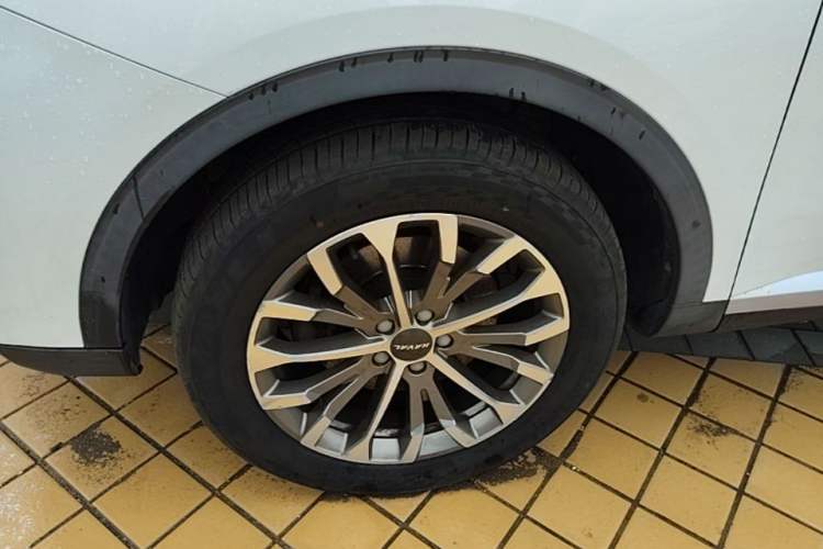 Used Haval H6 2020 1.5 GDIT Automatic Platinum Champion Edition Left Front Wheel Hub