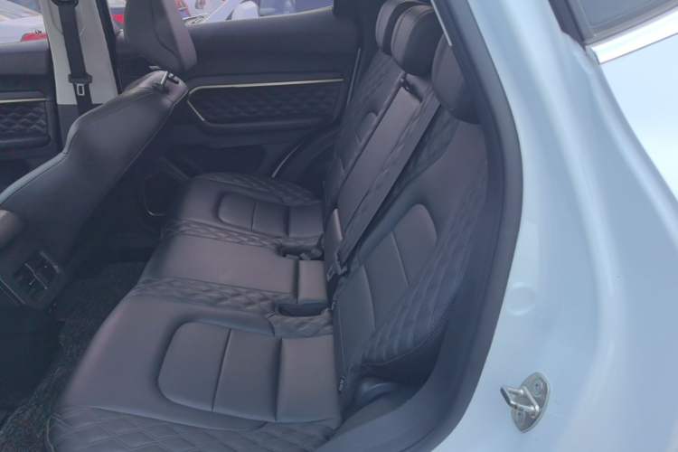 Used Haval H6 2020 1.5 GDIT Automatic Platinum Champion Edition Left Rear Seat