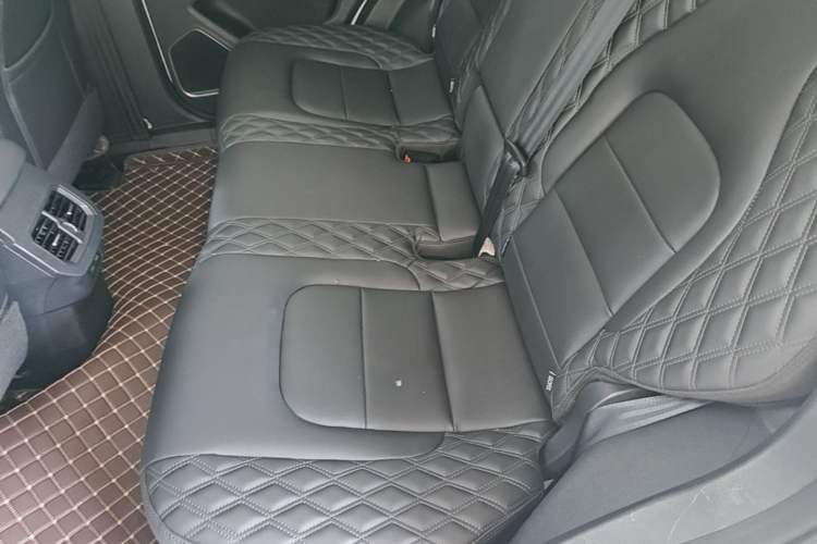 Used Haval H6 2020 1.5 GDIT Automatic Platinum Champion Edition Left Rear Seat