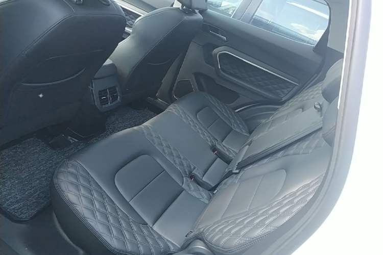 Used Haval H6 2020 1.5 GDIT Automatic Platinum Champion Edition Left Rear Seat