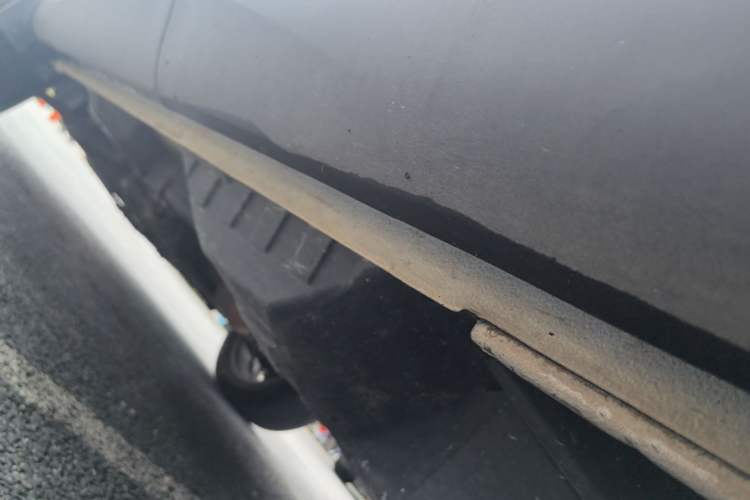 Used Haval H6 2020 1.5 GDIT Automatic Platinum Champion Edition Left Side Sill