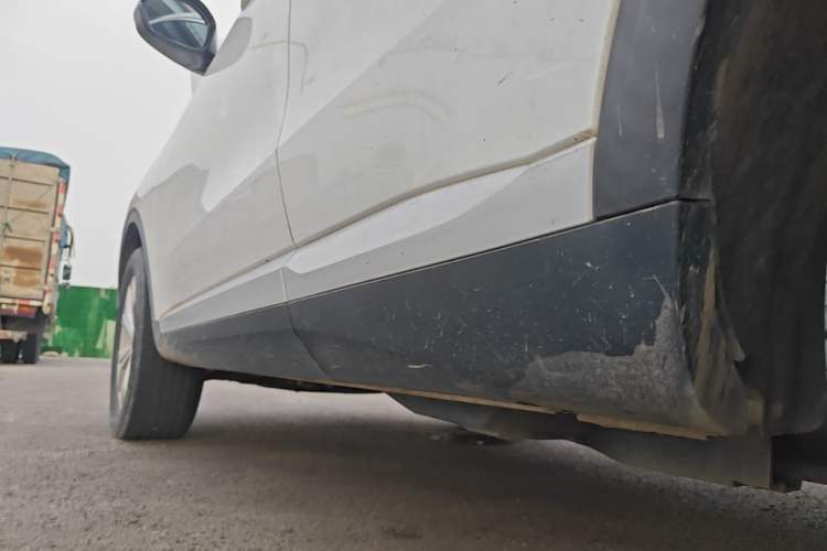 Used Haval H6 2020 1.5 GDIT Automatic Platinum Urban Edition Left Side Sill
