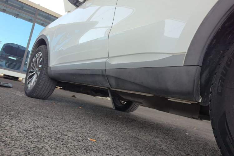 Used Haval H6 2020 1.5 GDIT Automatic Platinum Champion Edition Left Side Sill