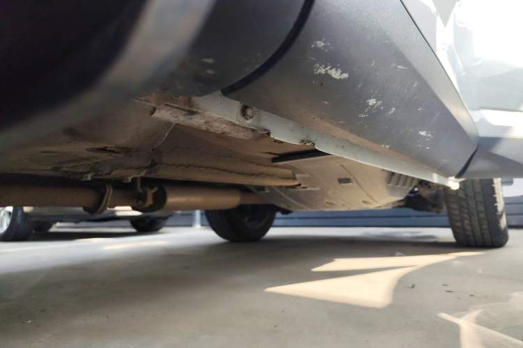Used Haval H6 2020 1.5 GDIT Automatic Platinum Champion Edition Left Side Sill