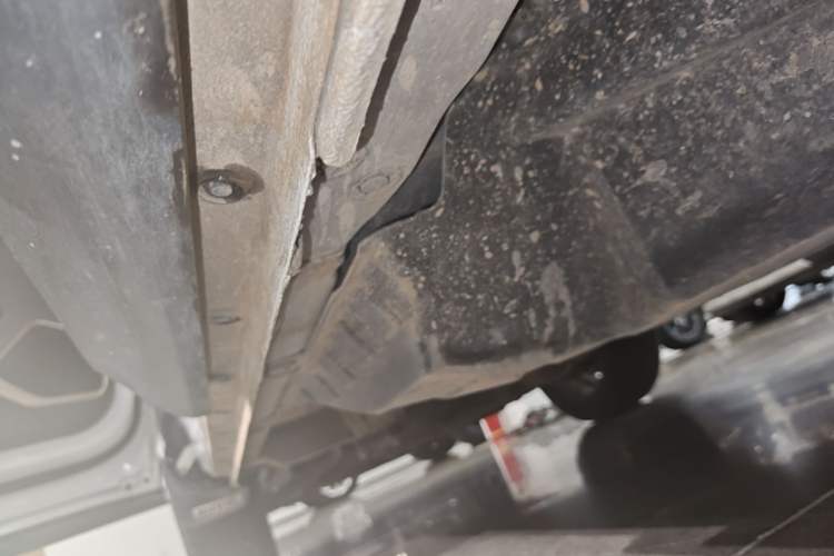 Used Haval H6 2020 1.5 GDIT Automatic Platinum Champion Edition Left Side Sill