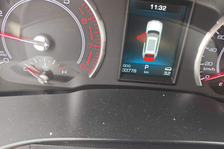 Used Haval H6 2020 2.0 GDIT Automatic Platinum Champion Edition Odometer Close Up
