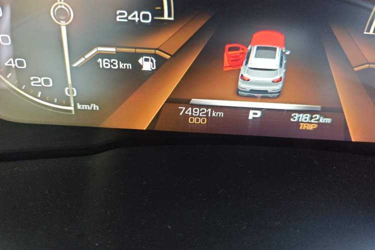 Used Haval H6 2020 2.0 GDIT Automatic GT Luxury Edition Odometer Close Up