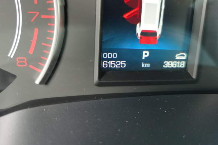 Used Haval H6 2020 1.5 GDIT Automatic Platinum Champion Edition Odometer Close Up