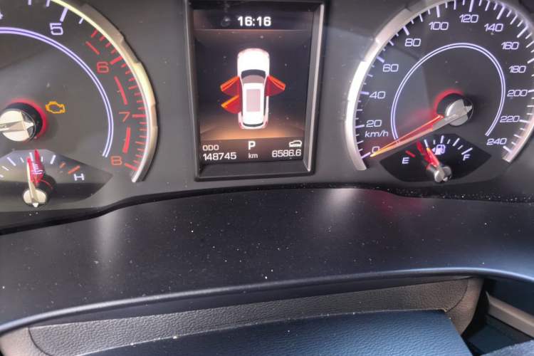Used Haval H6 2020 2.0 GDIT Automatic Platinum Champion Edition Odometer Close Up