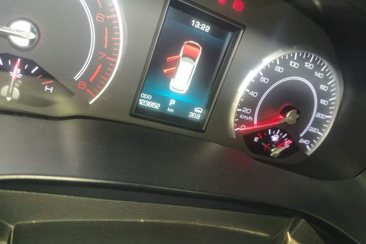 Used Haval H6 2020 1.5 GDIT Automatic Platinum Champion Edition Odometer Close Up
