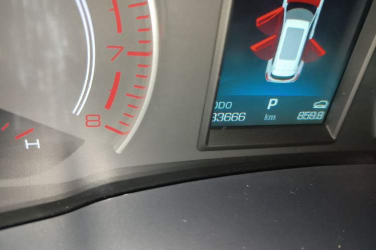 Used Haval H6 2020 1.5 GDIT Automatic Platinum Champion Edition Odometer Close Up