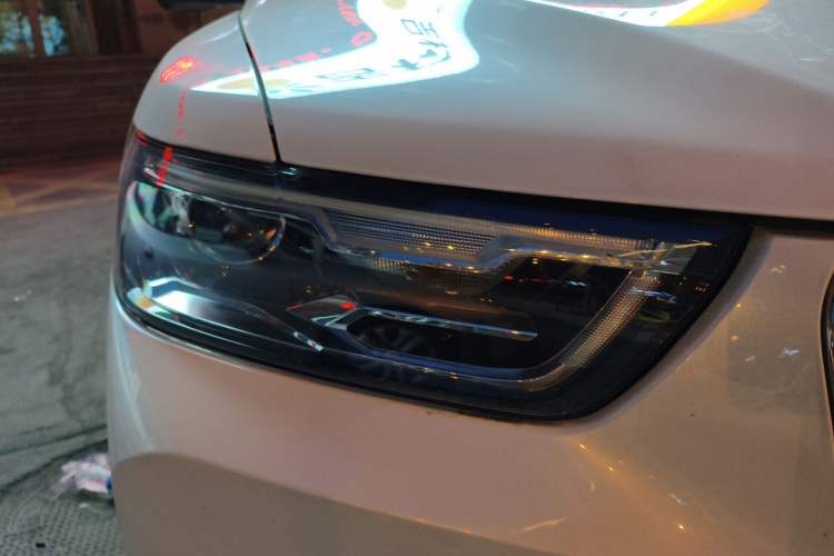 Used Haval H6 2020 1.5 GDIT Automatic Platinum Champion Edition Right Front Headlight