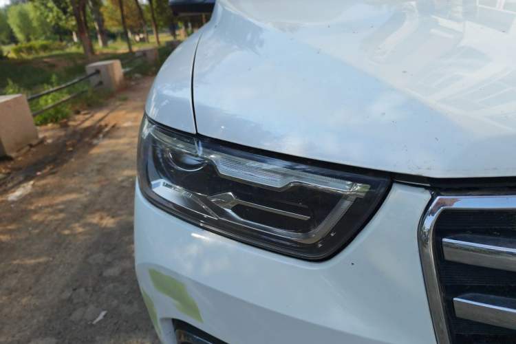 Used Haval H6 2020 2.0 GDIT Automatic Platinum Champion Edition Right Front Headlight