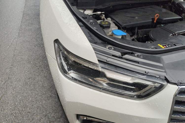 Used Haval H6 2020 1.5 GDIT Automatic Platinum Luxury Edition Right Front Headlight