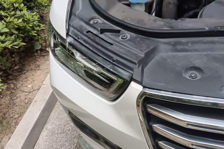 Used Haval H6 2020 1.5 GDIT Automatic Platinum Comfort Edition Right Front Headlight