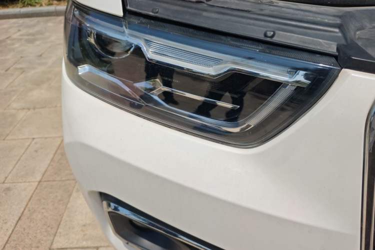Used Haval H6 2020 2.0 GDIT Automatic GT Luxury Edition Right Front Headlight