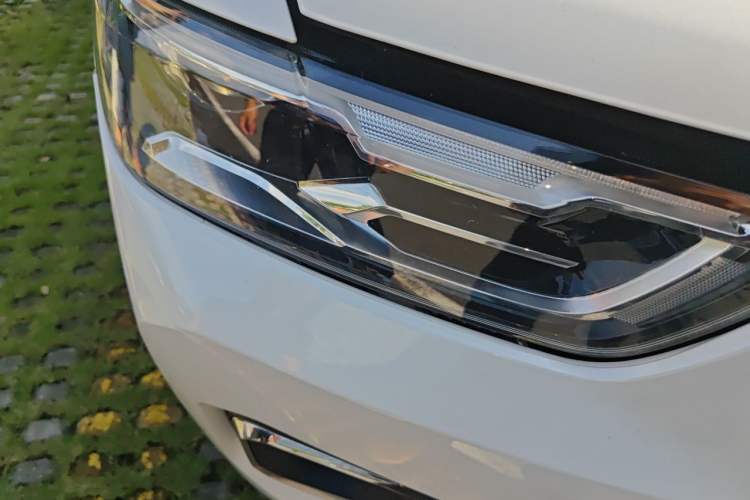 Used Haval H6 2020 1.5 GDIT Automatic Platinum Champion Edition Right Front Headlight