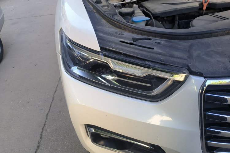 Used Haval H6 2020 1.5 GDIT Automatic Platinum Champion Edition Right Front Headlight