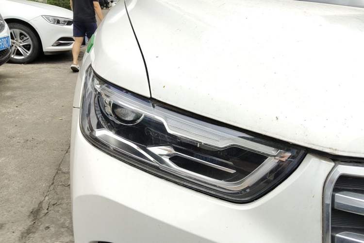 Used Haval H6 2020 1.5 GDIT Automatic Platinum Champion Edition Right Front Headlight