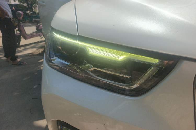 Used Haval H6 2020 1.5 GDIT Automatic Platinum Urban Edition Right Front Headlight
