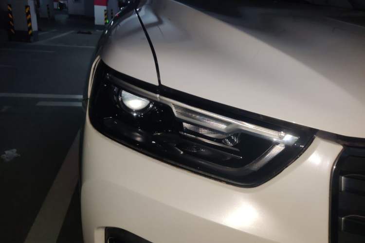Used Haval H6 2020 1.5 GDIT Automatic Platinum Champion Edition Right Front Headlight