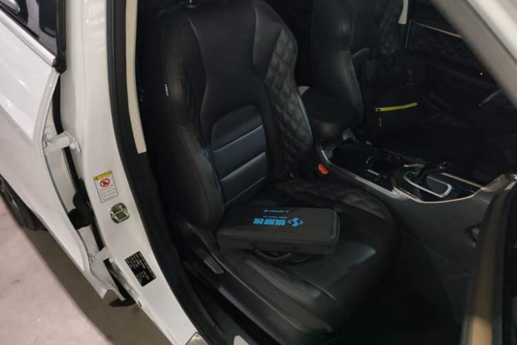 Used Haval H6 2020 1.5 GDIT Automatic Platinum Champion Edition Right Front Seat
