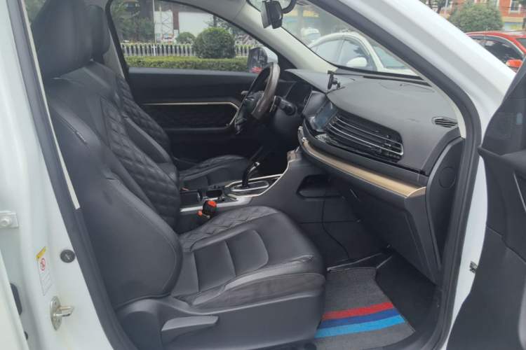 Used Haval H6 2020 1.5 GDIT Automatic Platinum Champion Edition Right Front Seat