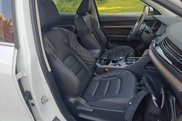 Used Haval H6 2020 1.5 GDIT Automatic Platinum Urban Edition Right Front Seat