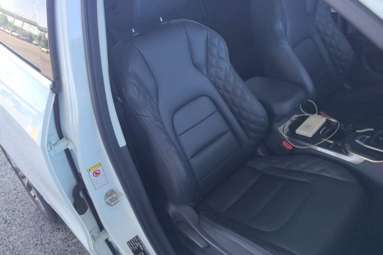 Used Haval H6 2020 1.5 GDIT Automatic Platinum Champion Edition Right Front Seat