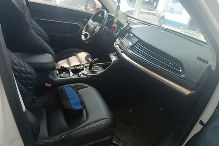 Used Haval H6 2020 1.5 GDIT Automatic Platinum Champion Edition Right Front Seat