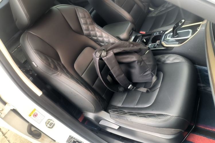 Used Haval H6 2020 1.5 GDIT Automatic Platinum Champion Edition Right Front Seat