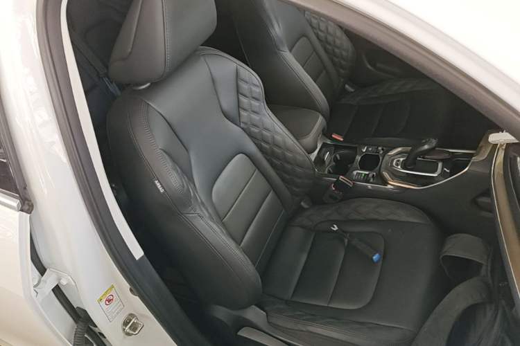 Used Haval H6 2020 1.5 GDIT Automatic Platinum Champion Edition Right Front Seat