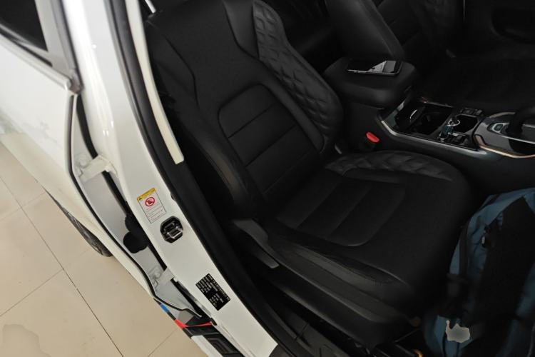 Used Haval H6 2020 1.5 GDIT Automatic Platinum Champion Edition Right Front Seat
