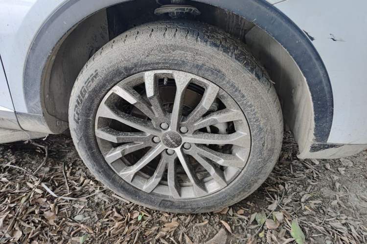 Used Haval H6 2020 1.5 GDIT Automatic Platinum Champion Edition Right Front Wheel Hub