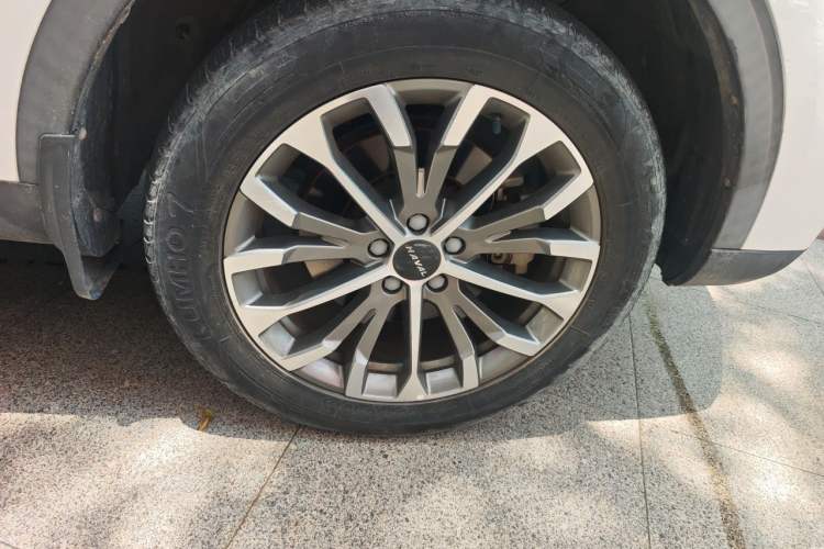 Used Haval H6 2020 1.5 GDIT Automatic Platinum Champion Edition Right Front Wheel Hub