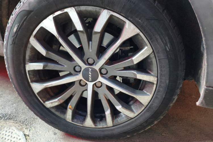 Used Haval H6 2020 1.5 GDIT Automatic Platinum Champion Edition Right Front Wheel Hub