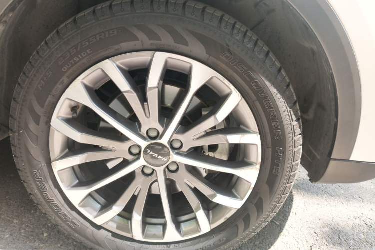 Used Haval H6 2020 1.5 GDIT Automatic Platinum Champion Edition Right Front Wheel Hub