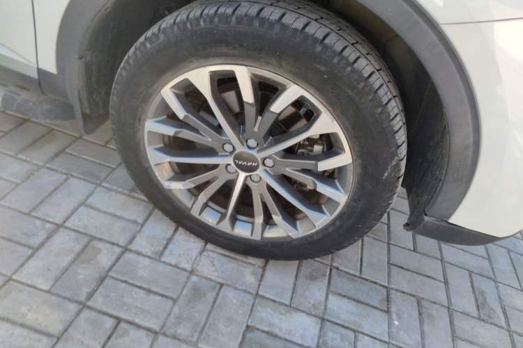 Used Haval H6 2020 1.5 GDIT Automatic Platinum Champion Edition Right Front Wheel Hub