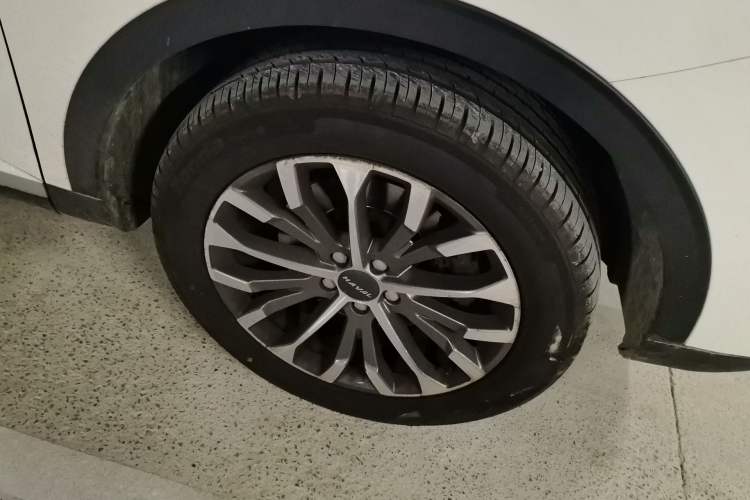 Used Haval H6 2020 1.5 GDIT Automatic Platinum Champion Edition Right Front Wheel Hub