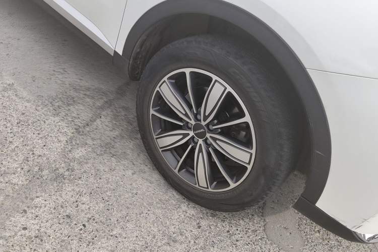 Used Haval H6 2020 1.5 GDIT Automatic Platinum Champion Edition Right Front Wheel Hub