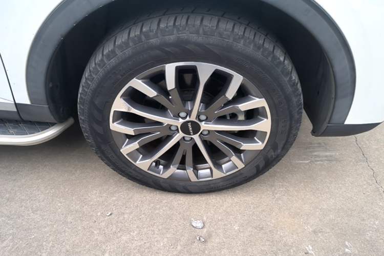 Used Haval H6 2020 1.5 GDIT Automatic Platinum Champion Edition Right Front Wheel Hub
